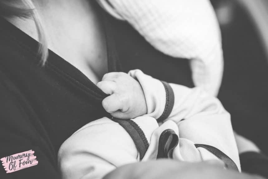 What to wear while breastfeeding - Mummy Of Four